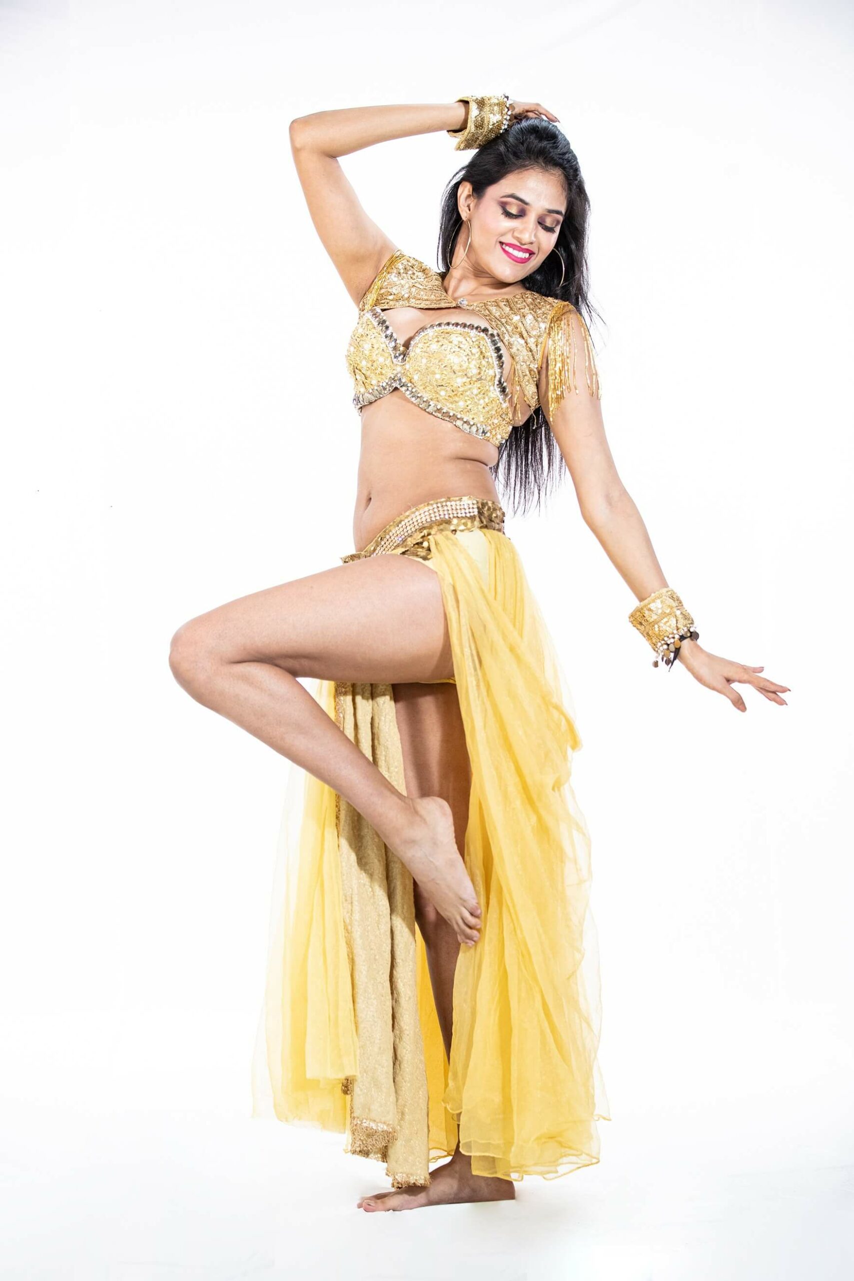 Golden Belly Dancer –