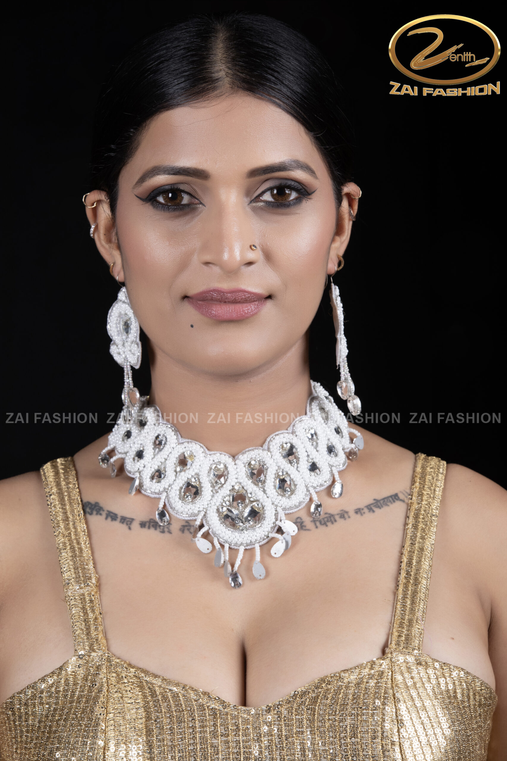 Handmade White Choker Set