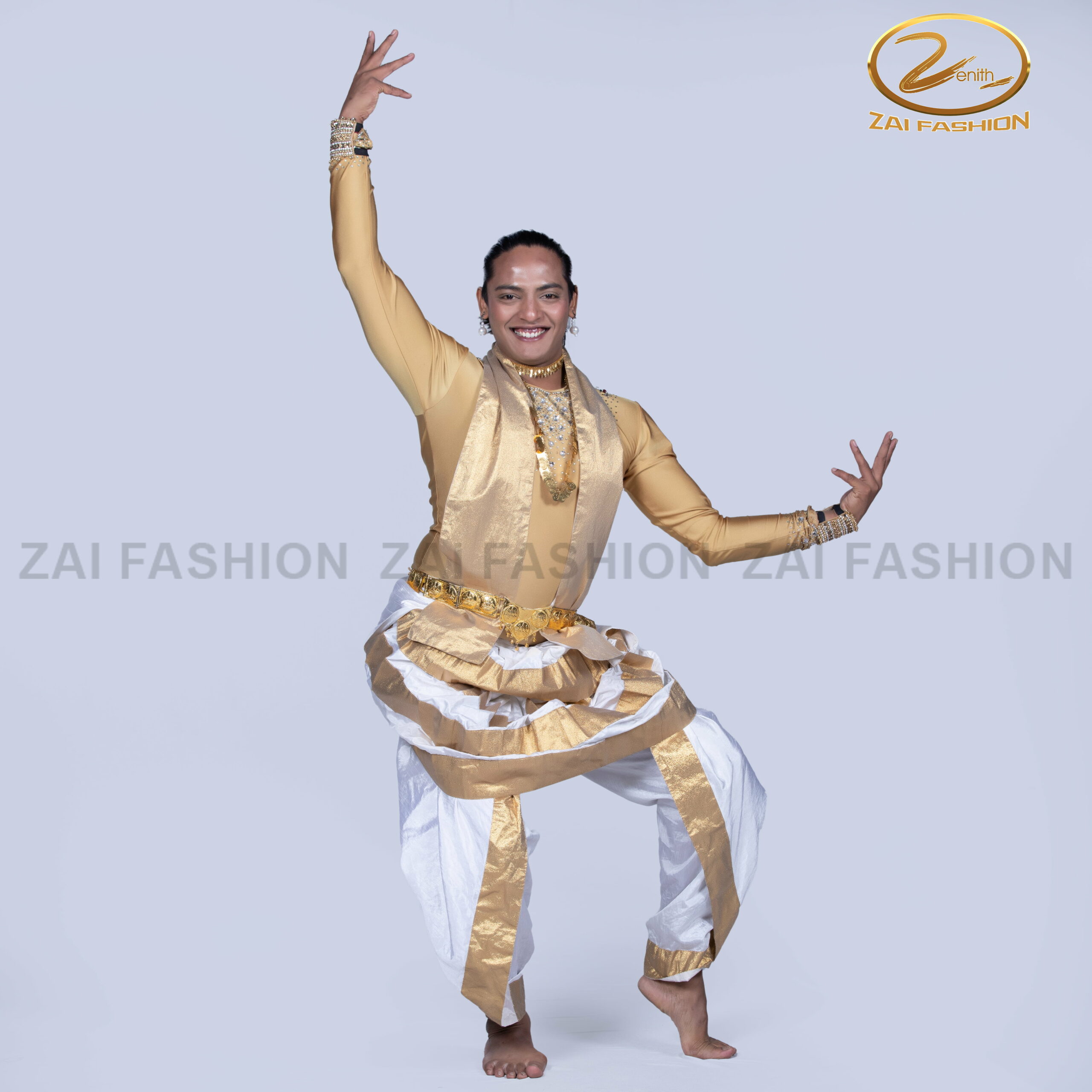 White & Golden Mohiniyattam Men Dance Costume - Image 2