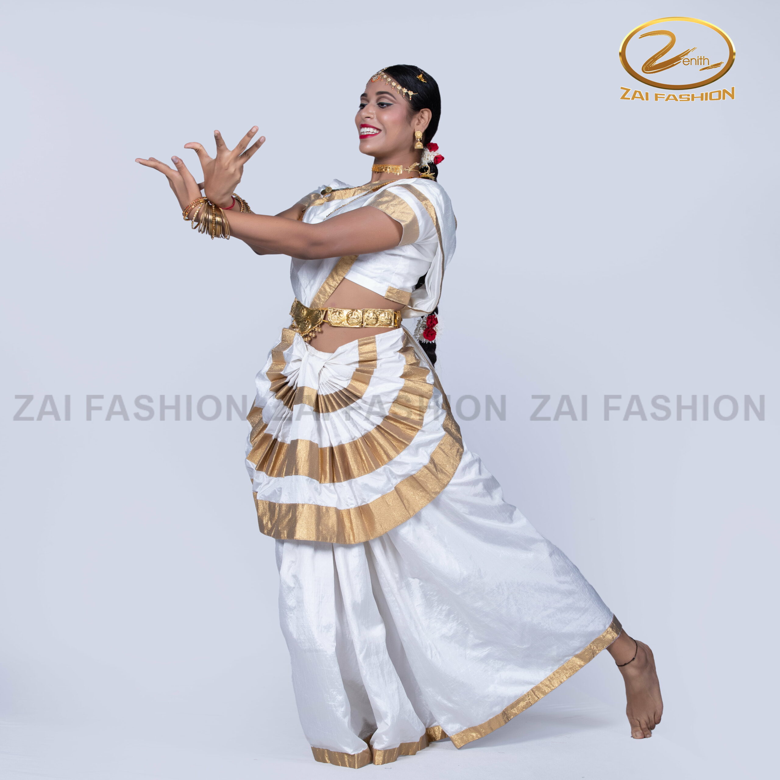 White & Golden Mohiniyattam Women Dance Costume - Image 2