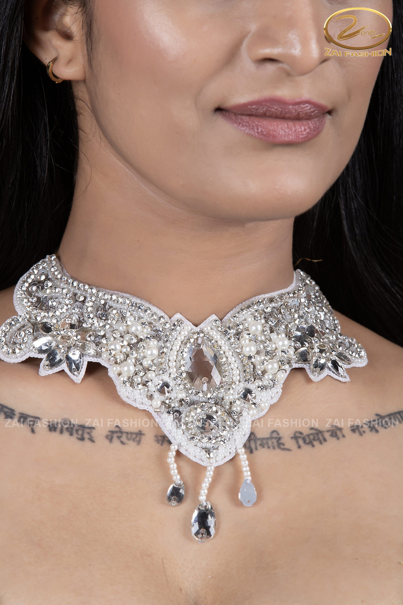 Handmade Crystal Mang Tika Set - Image 5