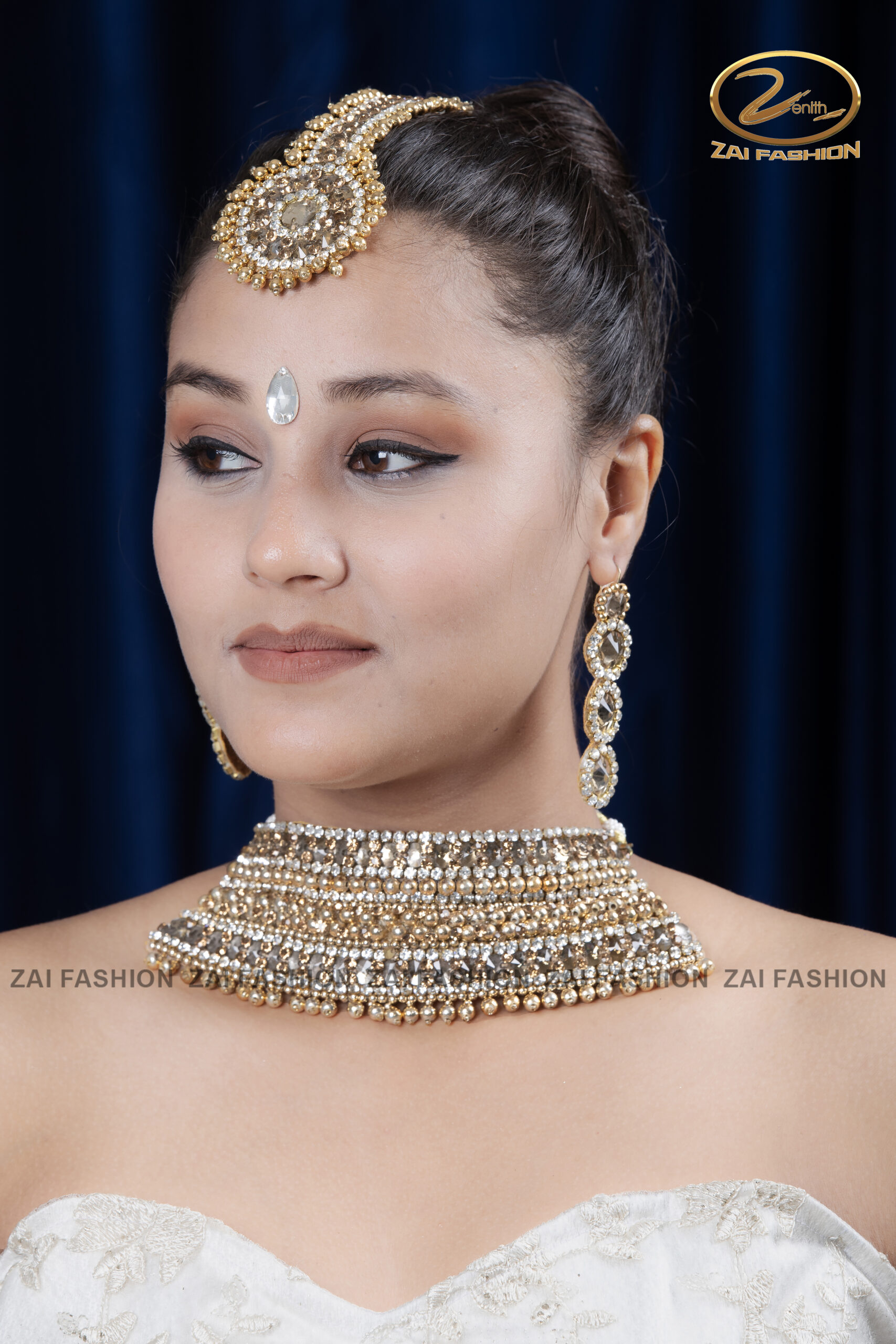 Handmade Golden Choker Set - Image 2